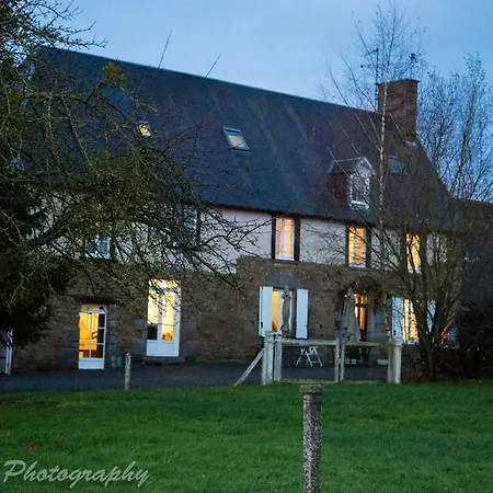 La Maison Du Chene Дом отдыха Percy (Manche)