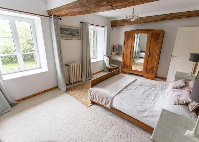 La Maison Du Chene Percy (Manche)